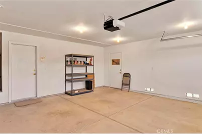 13455 Lakeside Drive, Victorville, CA 92395 - Photo 19
