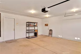 13455 Lakeside Dr, Victorville, CA 92395 - Photo 19