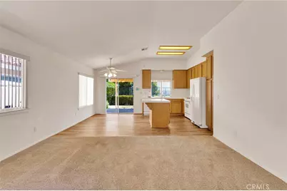 13455 Lakeside Drive, Victorville, CA 92395 - Photo 11