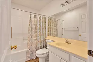 13455 Lakeside Dr, Victorville, CA 92395 - Photo 25