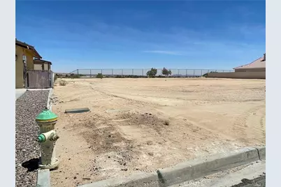 14008 Topmast, Helendale, CA 92342 - Photo 5