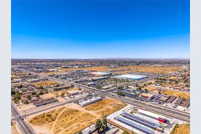 15335 Bear Valley, Hesperia, CA 92345 - Photo 29