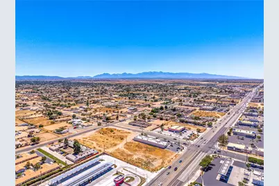 15335 Bear Valley, Hesperia, CA 92345 - Photo 31