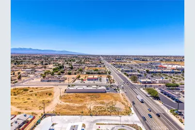 15335 Bear Valley, Hesperia, CA 92345 - Photo 23