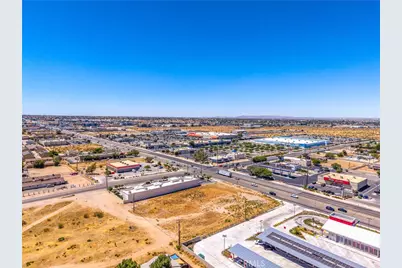 15335 Bear Valley, Hesperia, CA 92345 - Photo 25