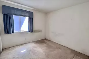 14699 Queen Valley, Victorville, CA 92394 - Photo 15