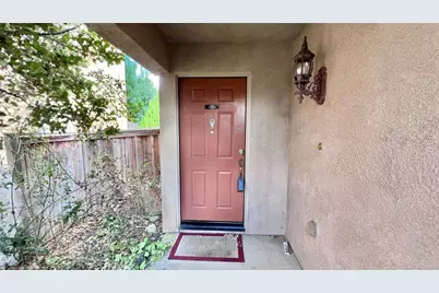 14699 Queen Valley, Victorville, CA 92394 - Photo 3