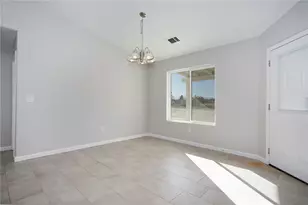 17796 Valencia St, Hesperia, CA 92345 - Photo 9