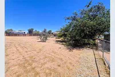 10790 Jamul Road, Apple Valley, CA 92308 - Photo 31