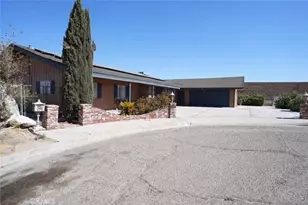 1041 Antelope Ln, Barstow, CA 92311 - Photo 1
