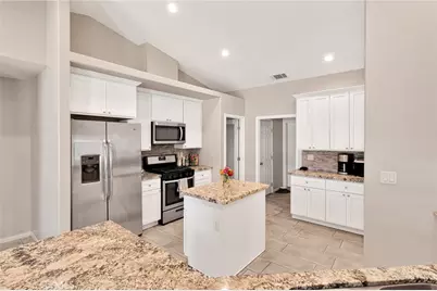 17889 Sycamore, Hesperia, CA 92345 - Photo 15