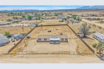 9235 Lindero, Phelan, CA 92392 - Photo 41