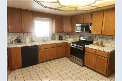 9425 Mountain, Pinon Hills, CA 92372 - Photo 17