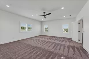 12026 Belmont Rd, Oak Hills, CA 92344 - Photo 21