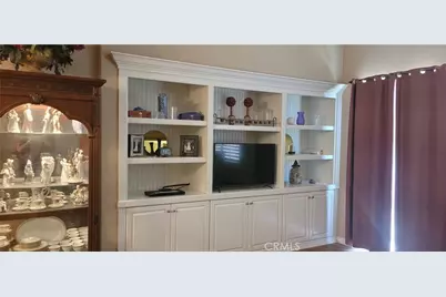 13224 Lone Pine Court, Oak Hills, CA 92344 - Photo 19
