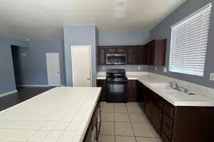 13178 Pacific Terrace, Victorville, CA 92392 - Photo 11