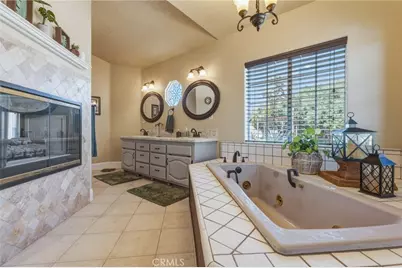 7732 Daisy, Oak Hills, CA 92344 - Photo 29