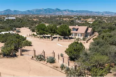 7732 Daisy, Oak Hills, CA 92344 - Photo 61