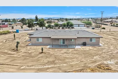 10520 Mono Road, Phelan, CA 92371 - Photo 43