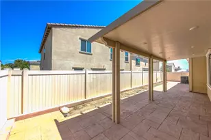 493 N Pinewood, Rialto, CA 92376 - Photo 33