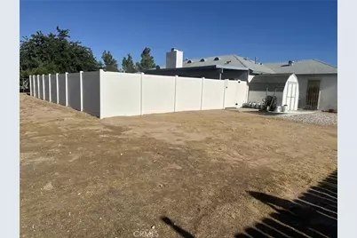 22122 Goshute, Apple Valley, CA 92307 - Photo 25