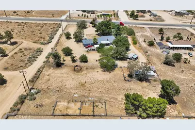 10325 Sheep Creek Rd, Phelan, CA 92371 - Photo 41