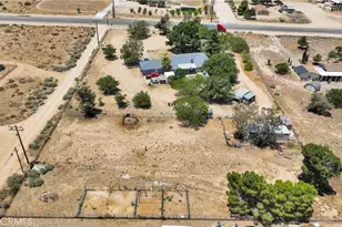 10325 Sheep Creek Rd, Phelan, CA 92371 - Photo 41