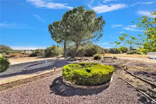 7824 Columbine, Oak Hills, CA 92344 - Photo 5
