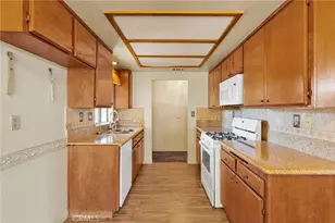 7824 Columbine, Oak Hills, CA 92344 - Photo 9