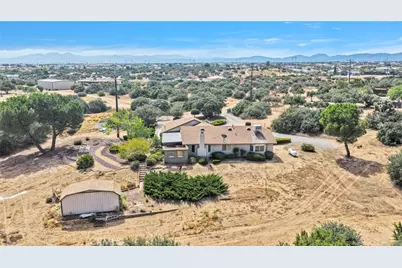 7824 Columbine, Oak Hills, CA 92344 - Photo 45