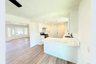 15807 Sitting Bull, Victorville, CA 92395 - Photo 11
