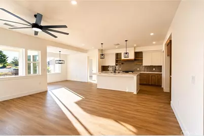 9012 Monte Vista, Phelan, CA 92371 - Photo 3