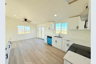 11975 Barbet, Phelan, CA 92371 - Photo 9