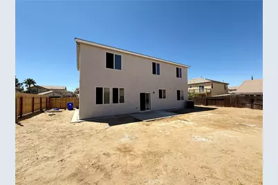 14541 Swallow Court, Victorville, CA 92394 - Photo 3