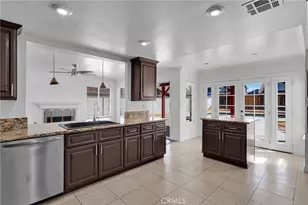14013 Dale Ct, Victorville, CA 92392 - Photo 11