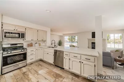 16334 Ridge View Drive, Apple Valley, CA 92307 - Photo 3