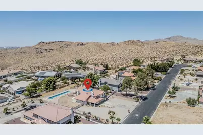 16334 Ridge View Drive, Apple Valley, CA 92307 - Photo 43