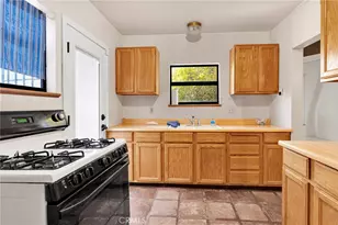 18058 Jonathan St, Adelanto, CA 92301 - Photo 11