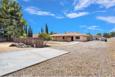 13425 Rincon, Apple Valley, CA 92308 - Photo 45