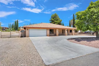 13425 Rincon, Apple Valley, CA 92308 - Photo 5