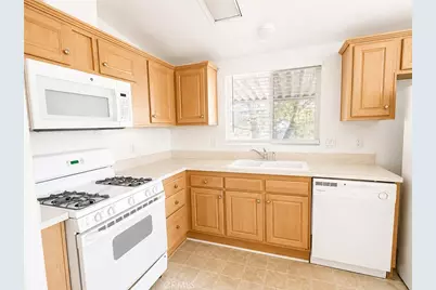 22601 Bear Valley Road, Apple Valley, CA 92308 - Photo 7
