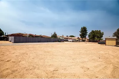 8197 Sherborn Avenue, Hesperia, CA 92345 - Photo 25