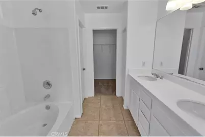 13742 Summer Wind, Victorville, CA 92394 - Photo 19