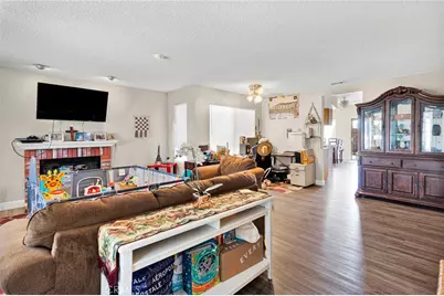 12461 Emeraldstone, Victorville, CA 92392 - Photo 9