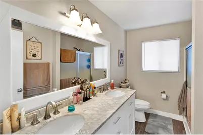 12461 Emeraldstone, Victorville, CA 92392 - Photo 21