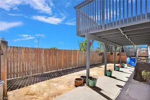 12461 Emeraldstone, Victorville, CA 92392 - Photo 19