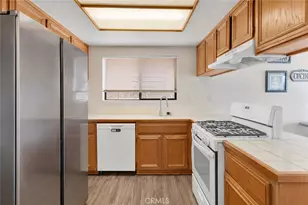 12461 Emeraldstone, Victorville, CA 92392 - Photo 9