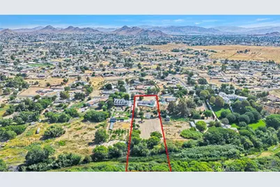 14942 Riverside Drive, Apple Valley, CA 92307 - Photo 7