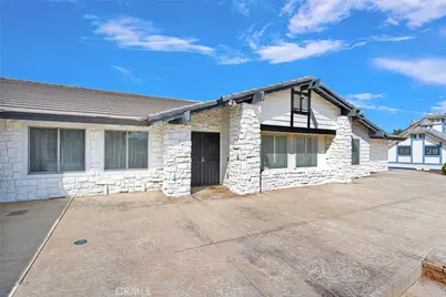14942 Riverside Drive, Apple Valley, CA 92307 - Photo 5