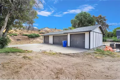 14942 Riverside Drive, Apple Valley, CA 92307 - Photo 61